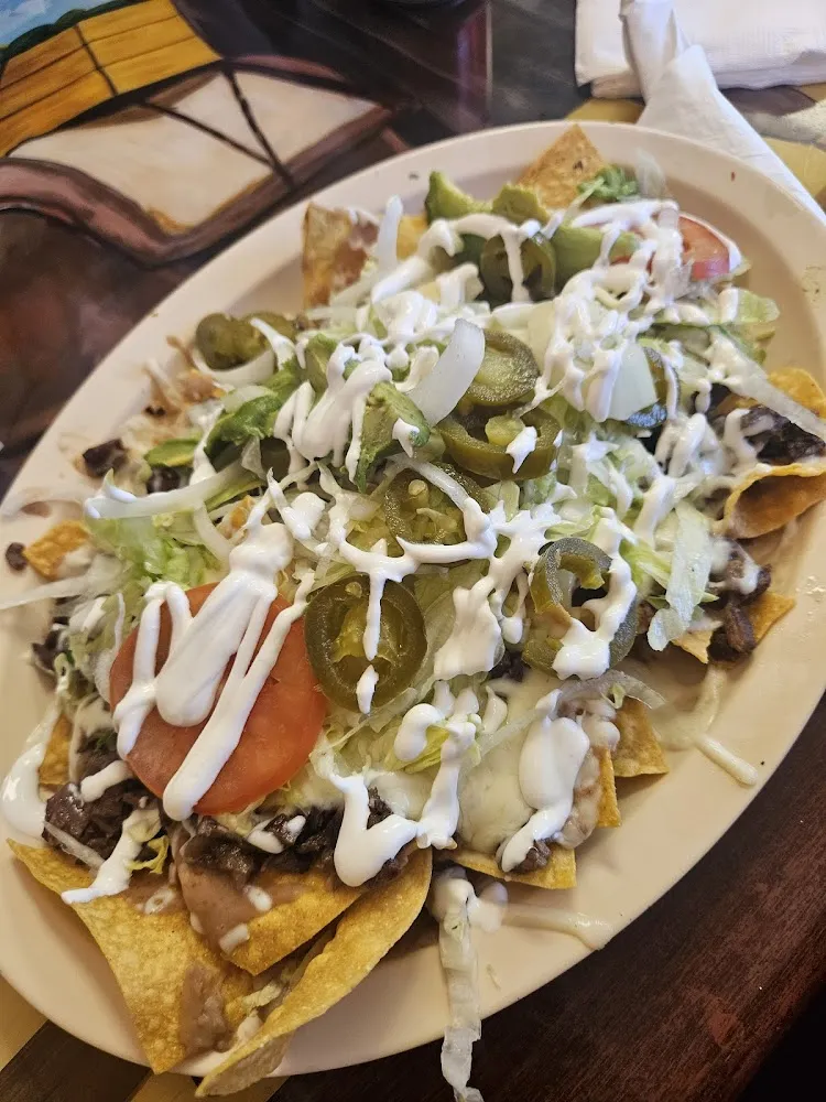 Nachos Con Frijoles Y Queso